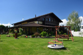 Гостиница Villa Victoria Penzion  Липтовски Ян